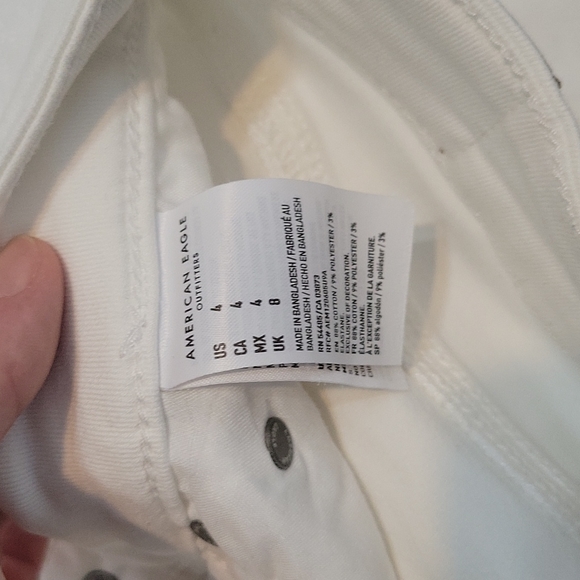 American Eagle white midi shorts size 4 - Picture 7 of 7